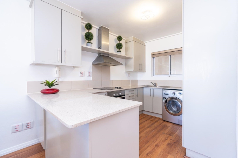2 Bedroom Property for Sale in Lagoon Beach Western Cape
